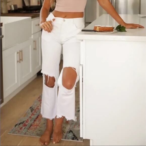 NWT Free People Maggie Mid Rise Straight Leg Jeans - Picture 3 of 9